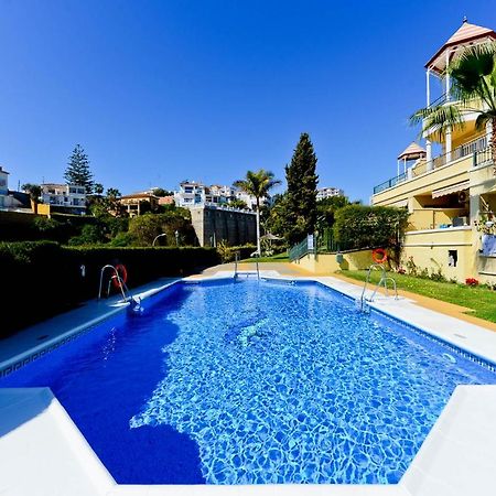 Refurbished 2-Bed Apartment Burriana Beach. Nerja Extérieur photo