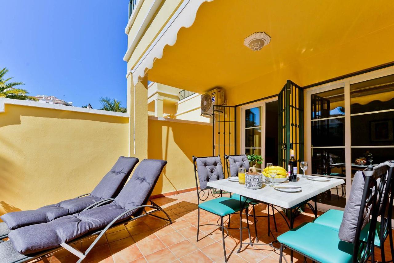 Refurbished 2-Bed Apartment Burriana Beach. Nerja Extérieur photo